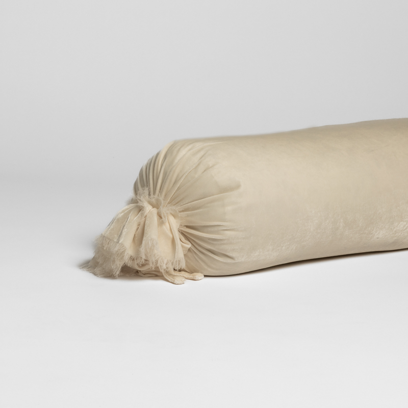 Loulah Throw Pillow | Crema