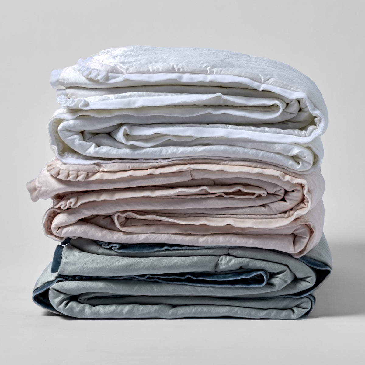 Bella Notte Linens Hero