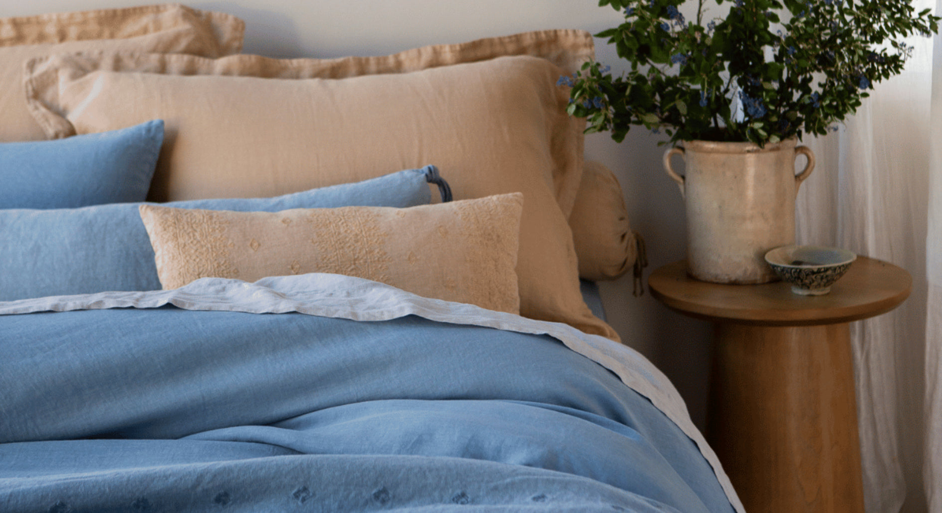 Bella Notte Linens Hero