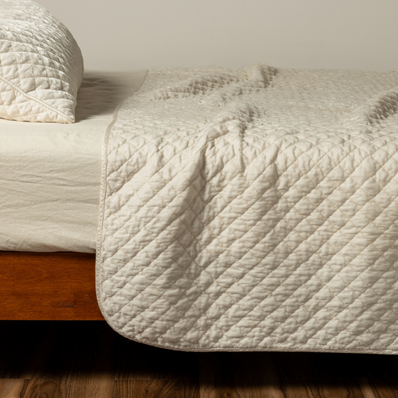 Silk Velvet Quilted Coverlet | Crema
