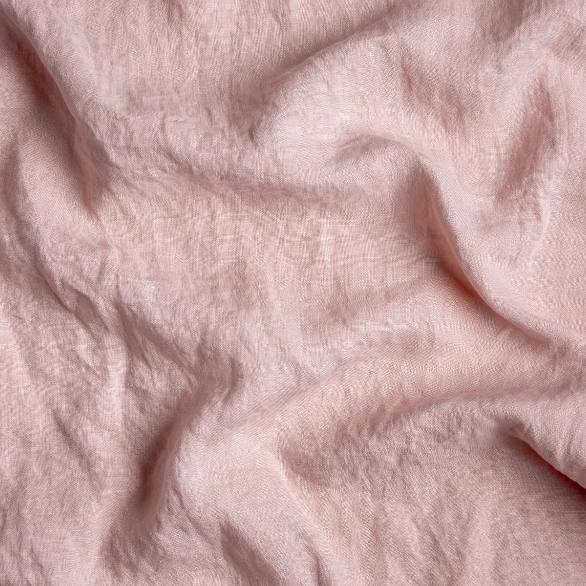 Signature Linen Swatch Card | Rouge | A close up of linen fabric in rouge, a mid-tone blush pink.