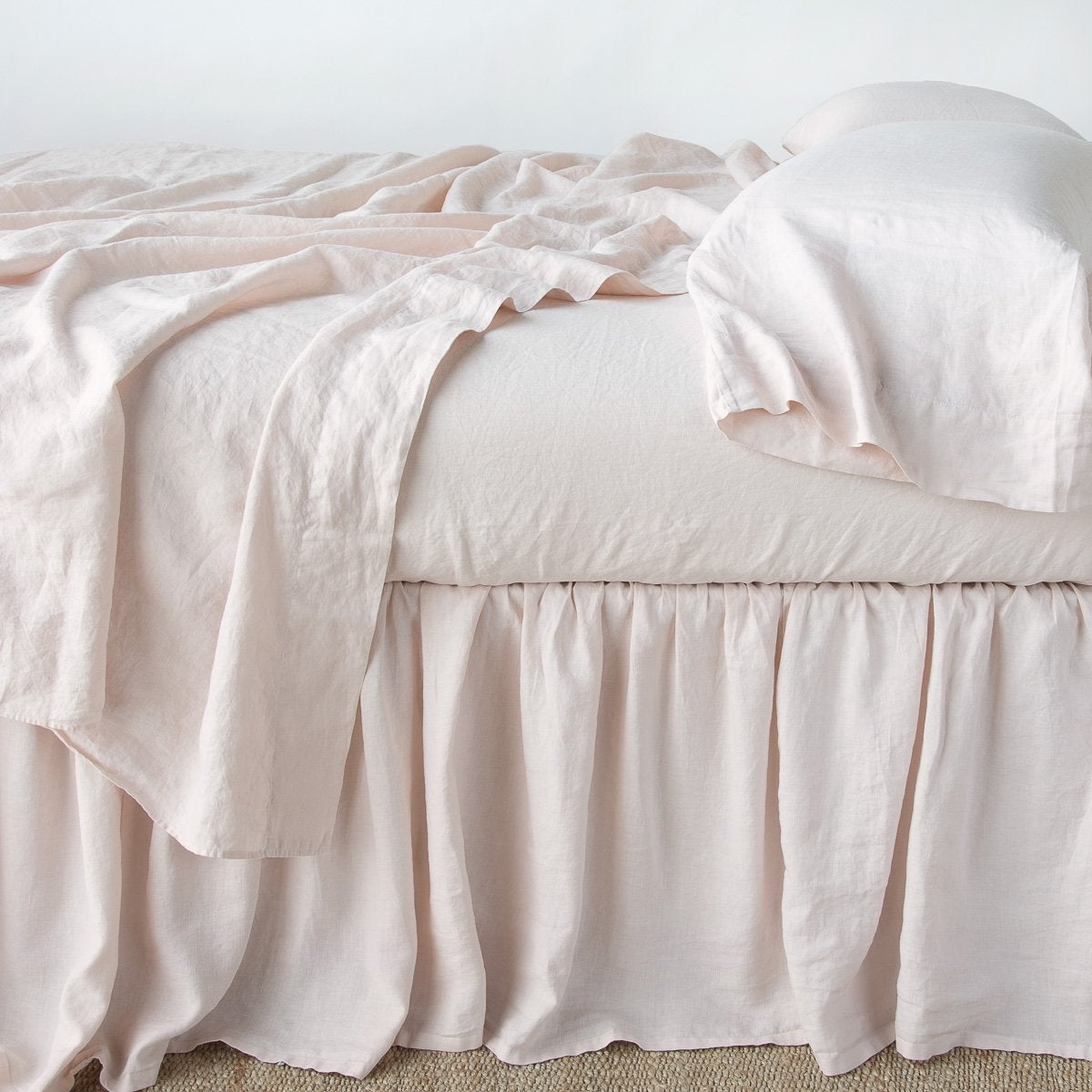 White linen best sale bed skirt twin
