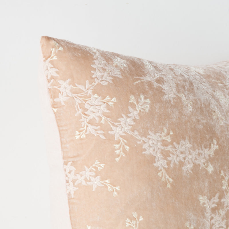 Lynette Sham | Pearl | Corner detail close-up, highlighting two-tone embroidery and linen back.